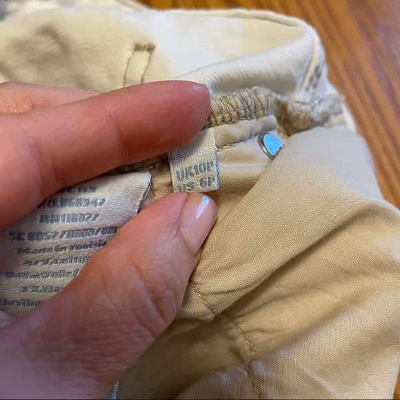 White Capris by Boden - Picture 8 of 8